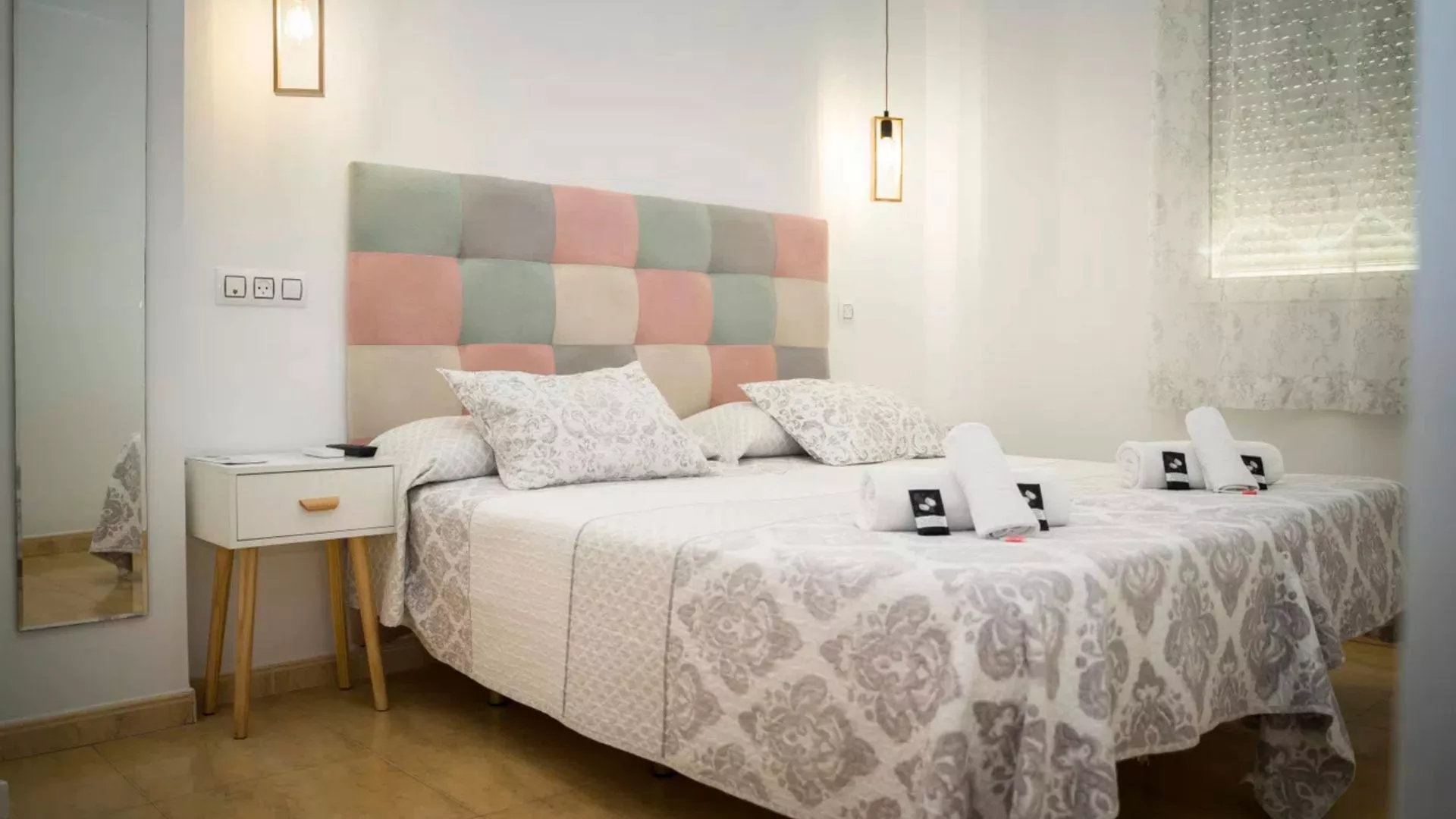 Hostal Goyesco Plaza in Plasencia, Spain